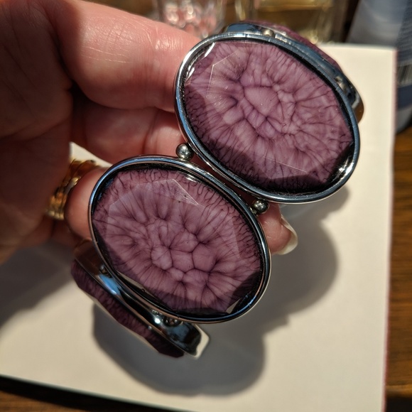 Bracelet - Picture 1 of 3